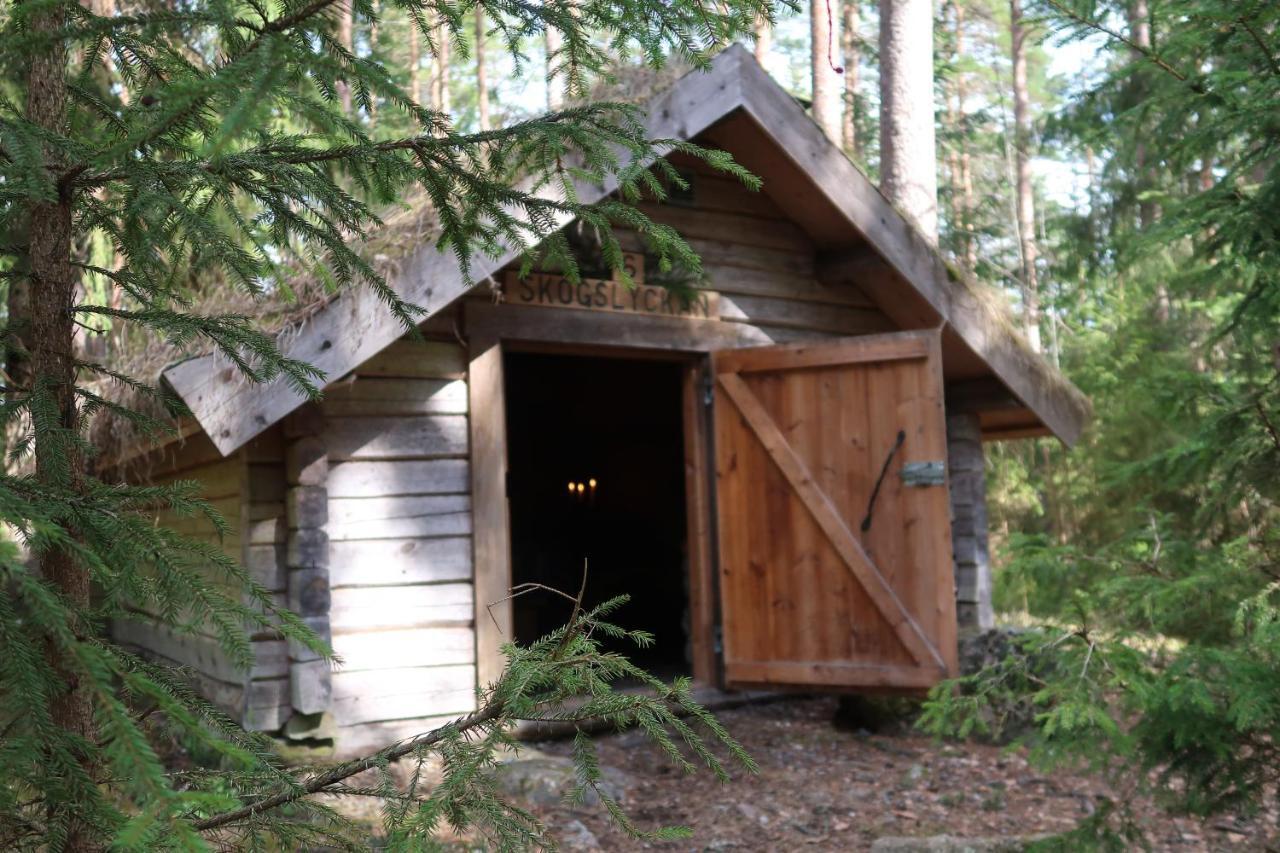 Stf Kolarbyn Eco-Lodge Skinnskatteberg Exterior photo